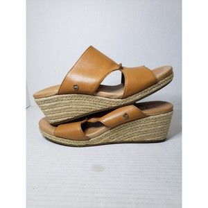 UGG Leather Slip On Sandals Weave Wedges Heels Women's Size 9 EUC - Worn 3x